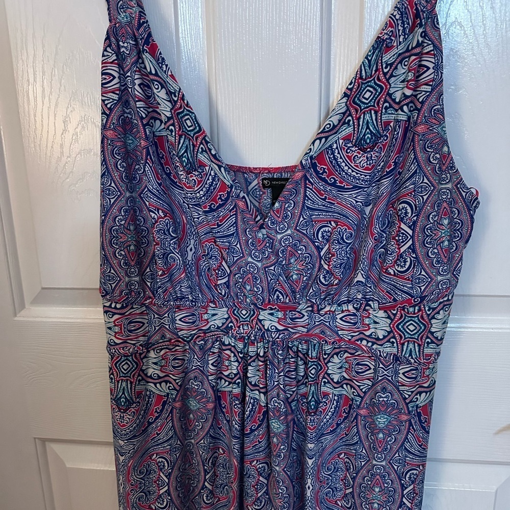 New Directions Vibrant Paisley Dress